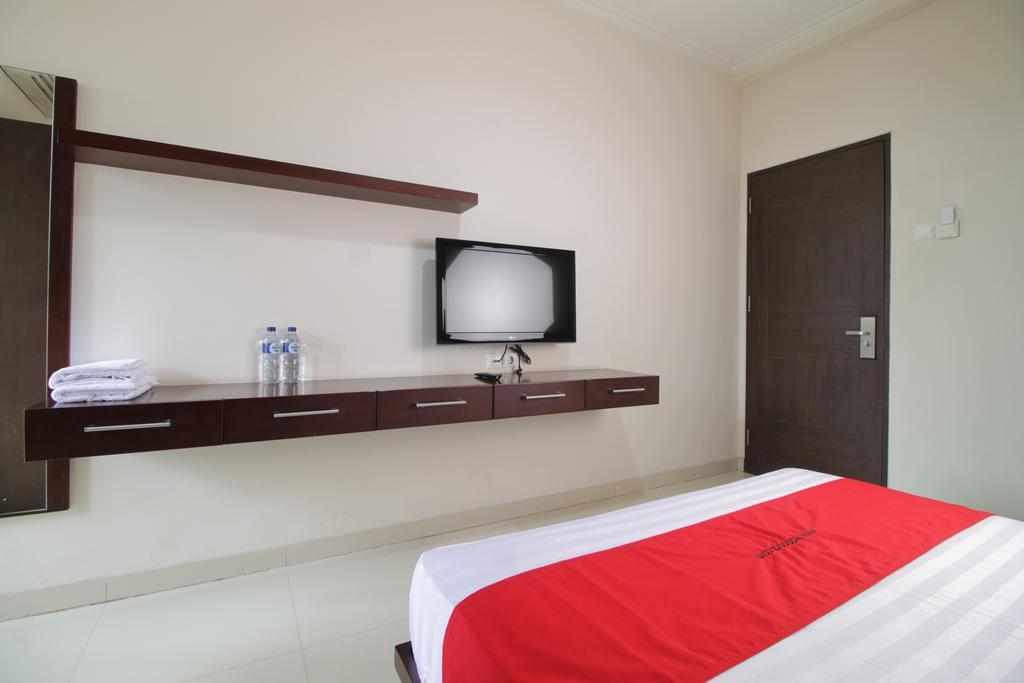 Reddoorz Plus Near Ambassador Mall جاكرتا المظهر الخارجي الصورة